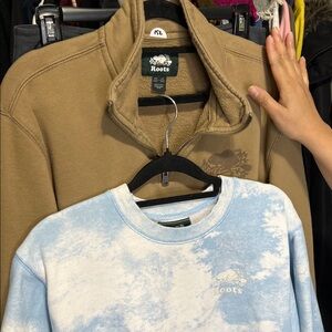 152 2 Pcs Bundle Issue As Is